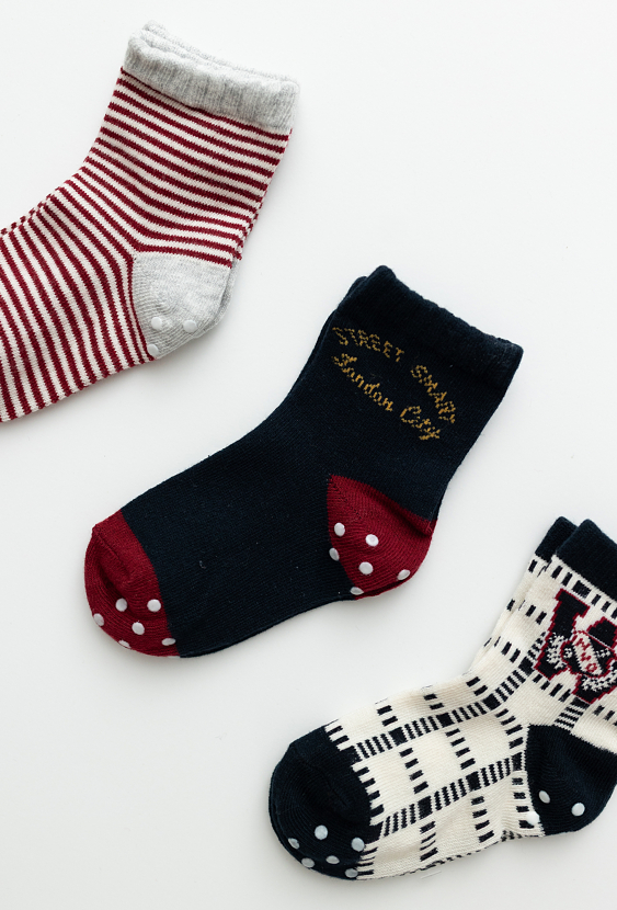 Skarpetki chłopięce 3-pak antypoślizgowe