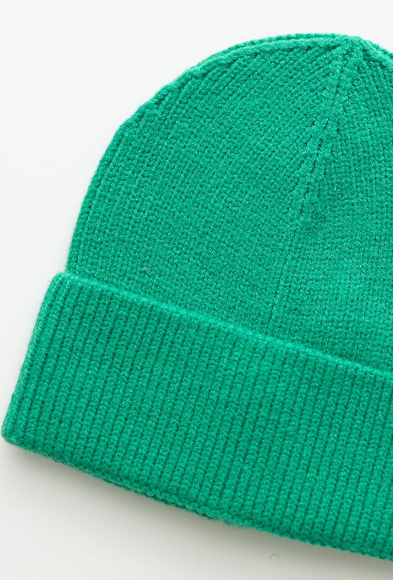 Zielona czapka dziecięca