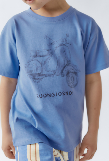 Niebieski t-shirt chłopięcy ze skuterem