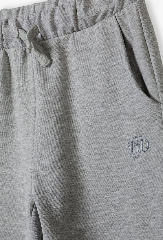 2pak spodni dresowych dla chłopca - szare i khaki