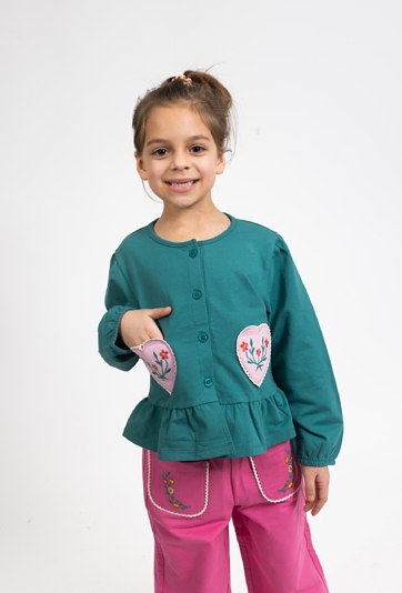 Bluza rozpinana na guziczki z serduszkami