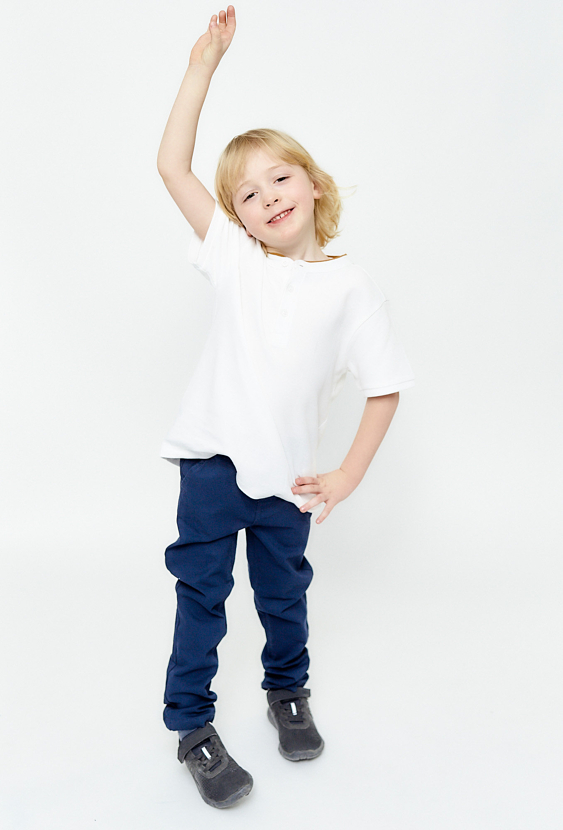 Granatowe spodnie dla chłopca