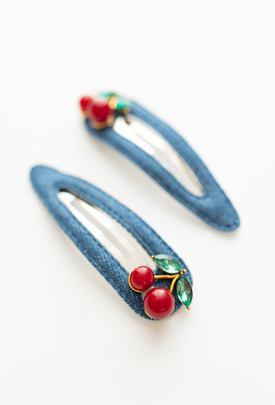 Zestaw spinek dla dziewczynki – denim z wiśniami.