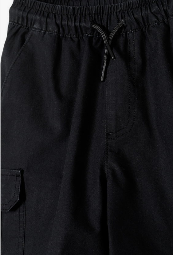 Szorty typu bojówki dla chłopca