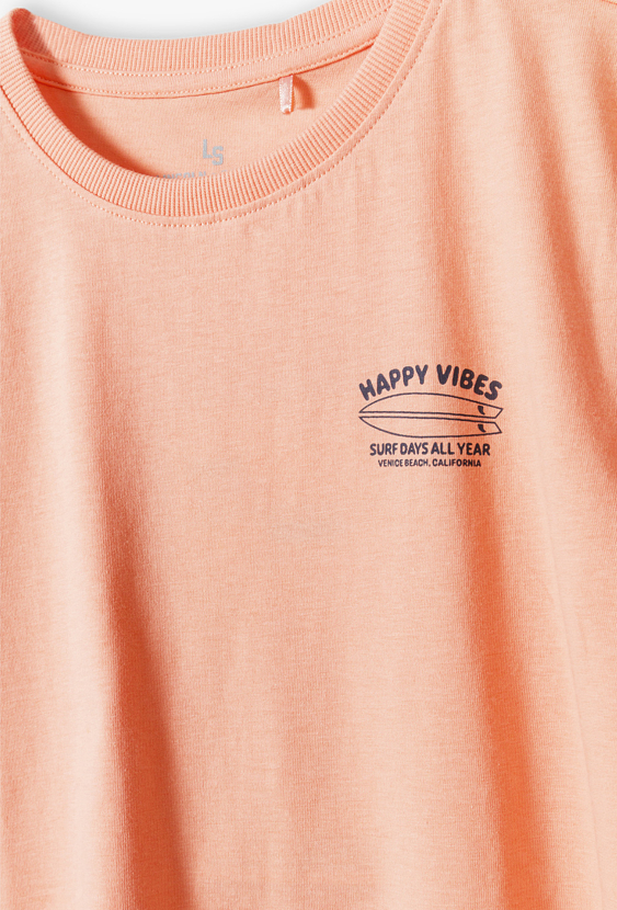 T-shirt chłopięcy „Happy Vibes”  z nadrukiem surfingowym