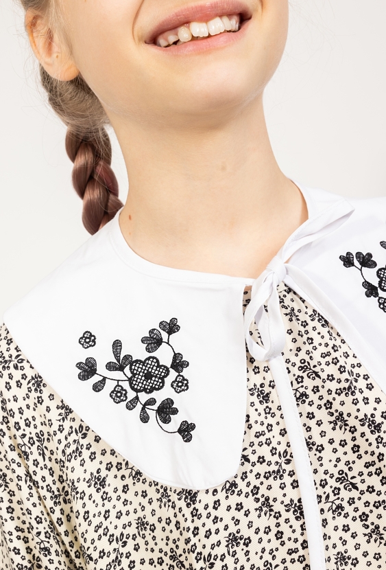 Dziewczęca sukienka w kwiaty z odpinanym kołnierzykiem