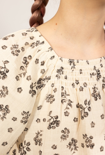 Dziewczęca bluzka z muślinu bawełnianego w kwiatowy wzór