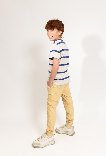 Spodnie dresowe chłopięce z panelami na kolanach