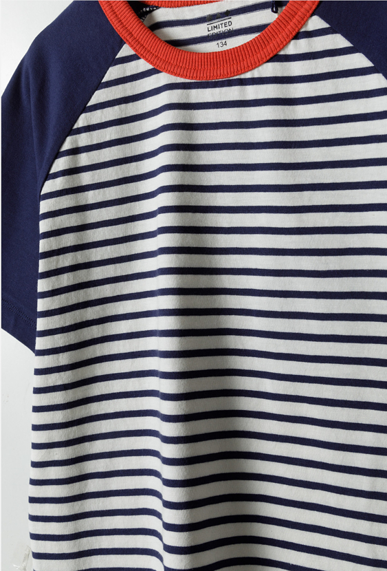 Chłopięcy T-shirt w paski