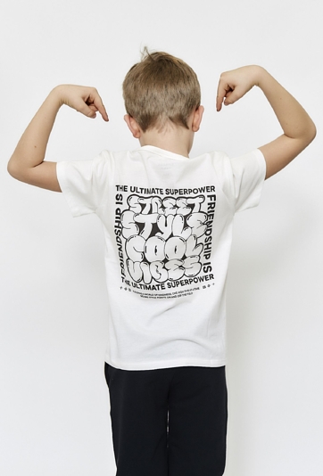 T-shirt bawełniany dla chłopca - biały z nadrukiem na plecach