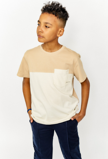 Dwukolorowy t-shirt z kieszonką