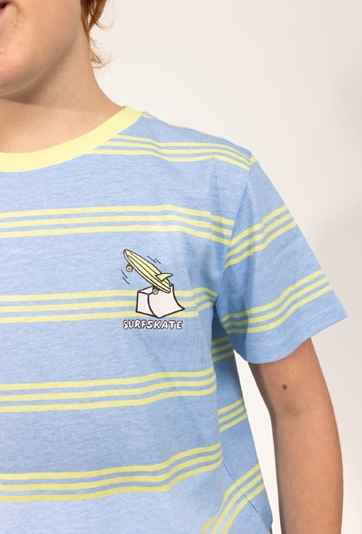 Chłopięca koszulka w paski