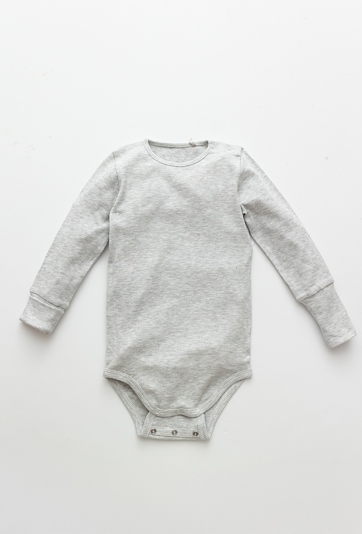 Szare ribowe body niemowlęce chłopięce z długim rękawem