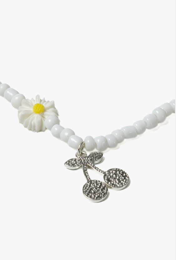 Bransoletka z kwiatuszkami i zawieszką